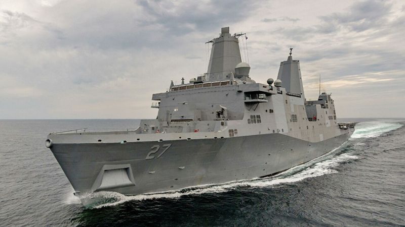 Иран атаковал ракетами корабль ВМС США в Ормузском проливе