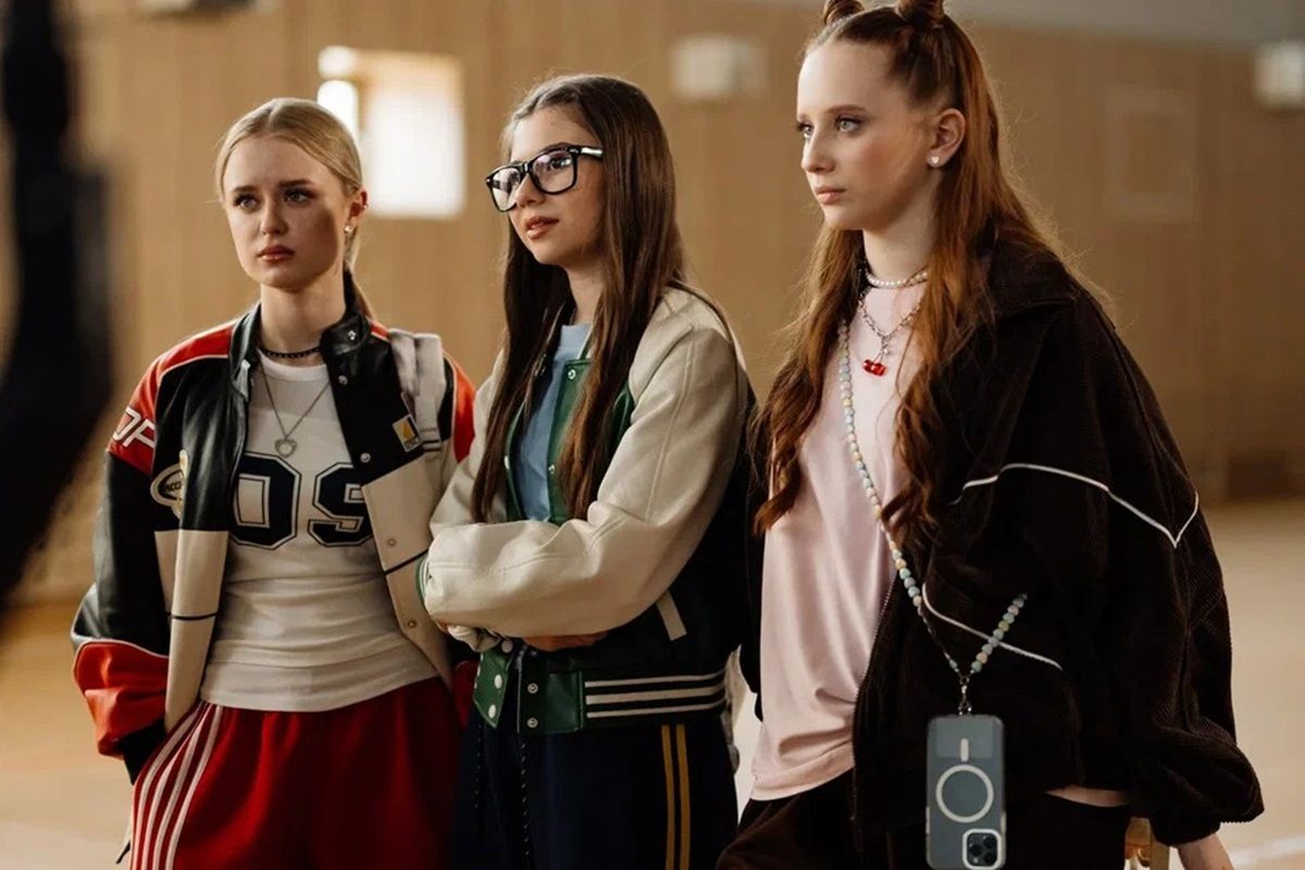 сериал Двойная жизнь Ми