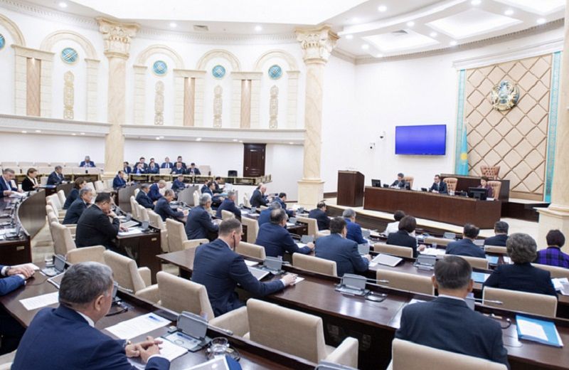 Сенат Казахстана: как главная палата влияния подошла к реформе