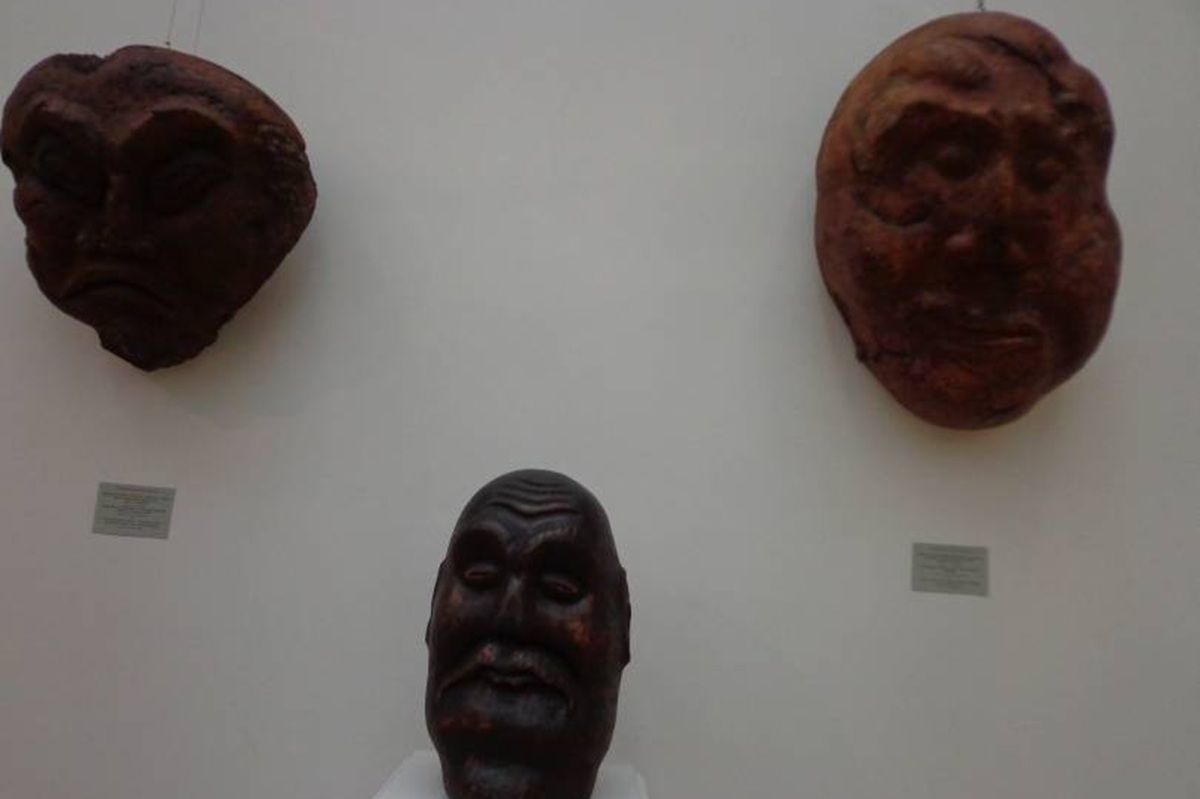 В рамках XXII PR-Форума прошла экскурсию по Almaty Museum of Arts