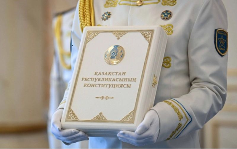 Новая Конституция Казахстана в силе: 5 прав, которые государство гарантировало гражданам впервые