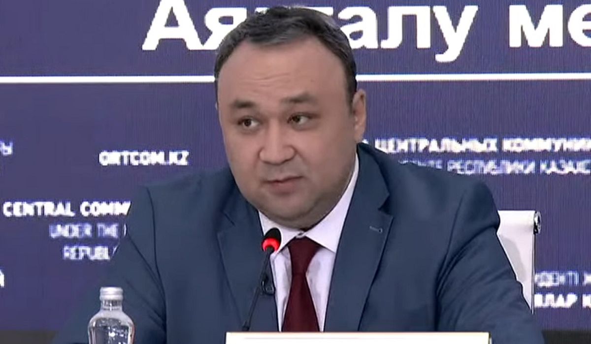 Рустам Ахметов