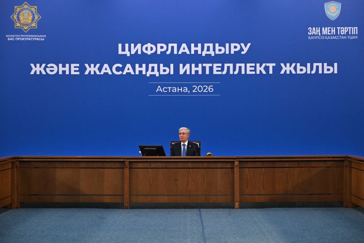 Токаев поручил модернизировать систему миграционного контроля