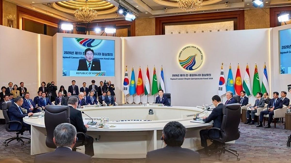 제1차 한-중앙아시아 정상회의 개최 "미래로 함께, 한-중앙아시아 협력의 새로운 장을 열겠습니다."