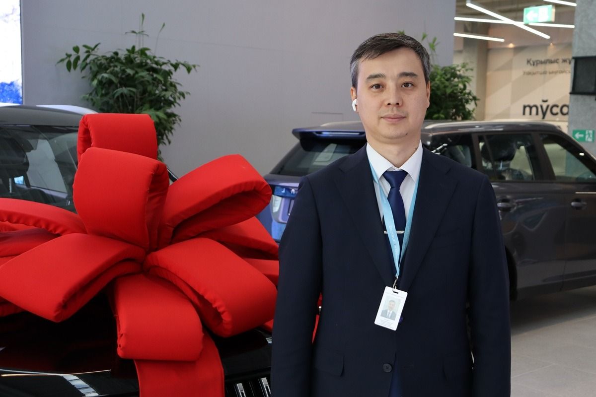 Андрей Ли менеджер Jaecoo Omoda Mycar Almaty на Кульджинском тракте - Cronos.Asia